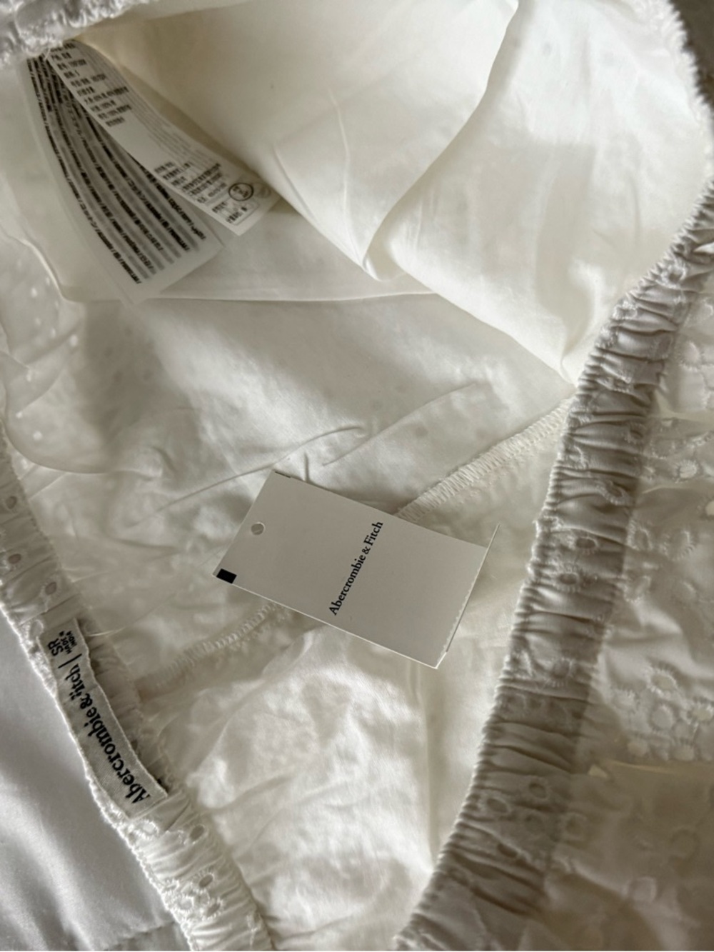 Abercrombie & Fitch White Eyelet Drawstring pants - Picture 5 of 5